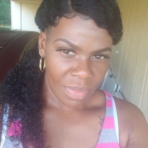 Meet your Posher, Kara